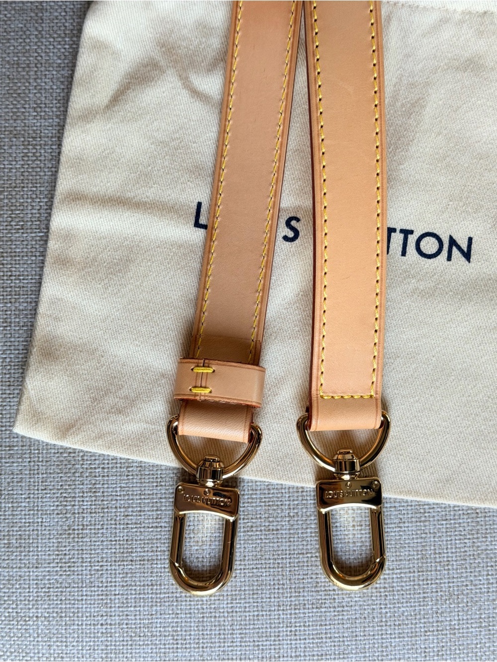 Louis Vuitton Travel Keepall Adjustable Vachetta Leather Strap w/ Box & Dust Bag - Picture 5 of 16